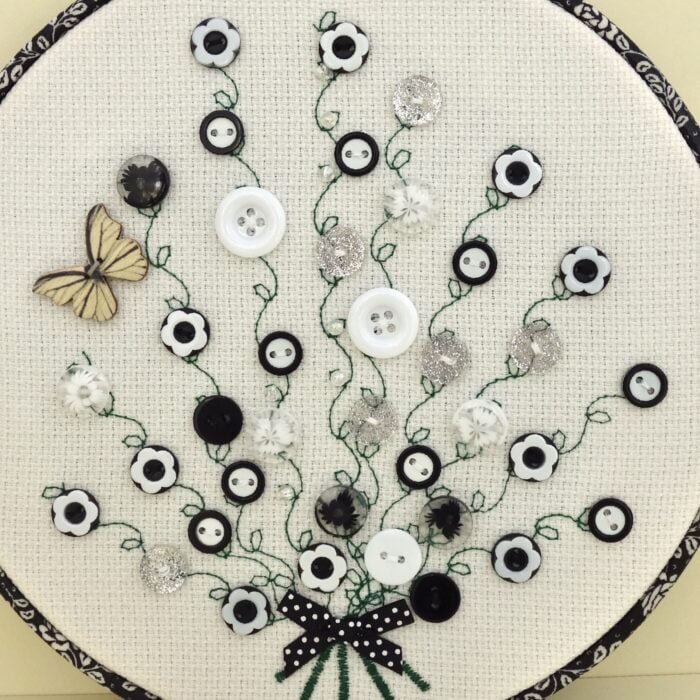 Embroidery Hoop Art 20cm: Black & White Button Bouquet - Image 4