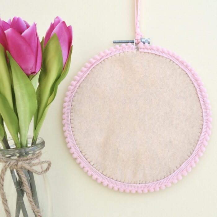 Embroidery Hoop Art 15cm: Teddy Bear - Image 4