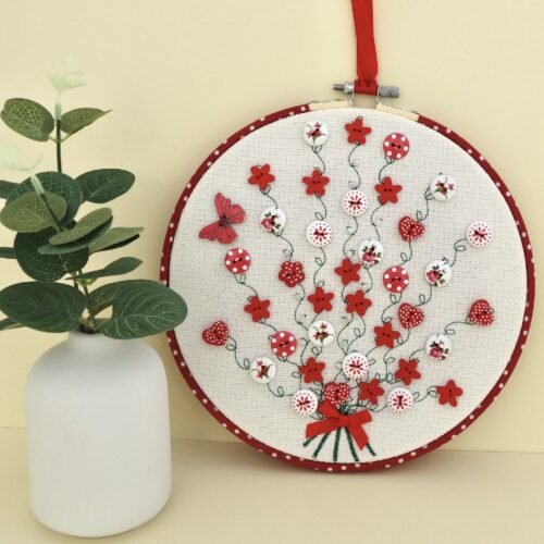 Embroidery Hoop Art: Red Button Bouquet