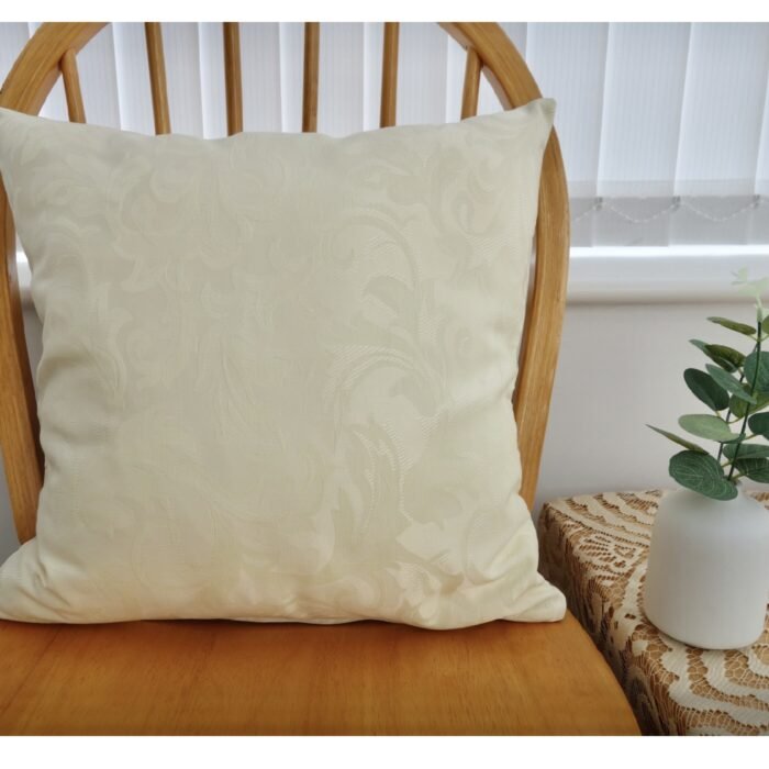 Tapestry Cushion 43cm: Sheep design - Image 4