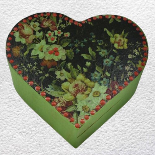 Decorated Wooden Ring, Trinket, Jewellery Box 13cm: Green