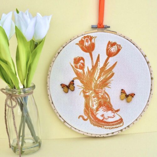 Embroidered Hoop / Textile Art Wall Hanging: Old Boot 22cm