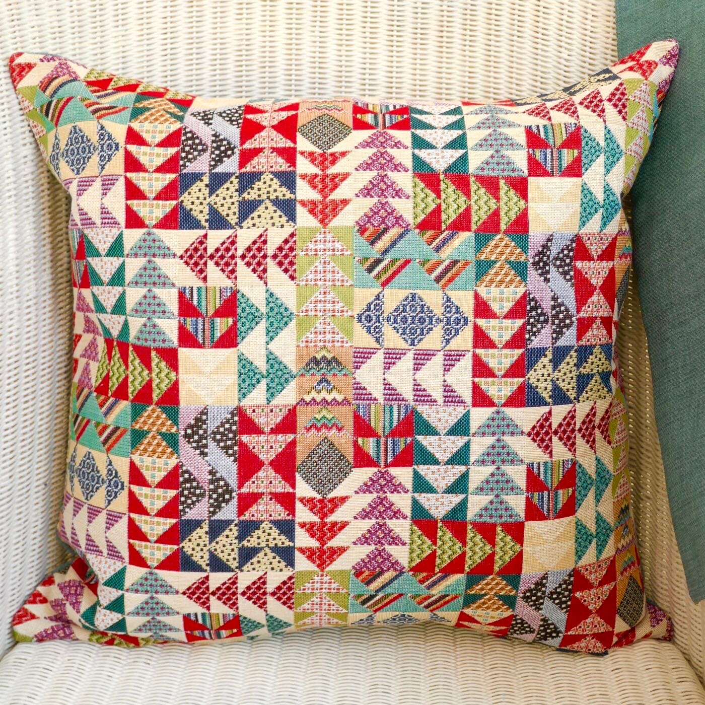 Tapestry Scatter Cushion, Arrows design / Blue reverse