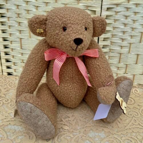 Richard: 50cm Artist Bear in Beige Felt backed Boucle