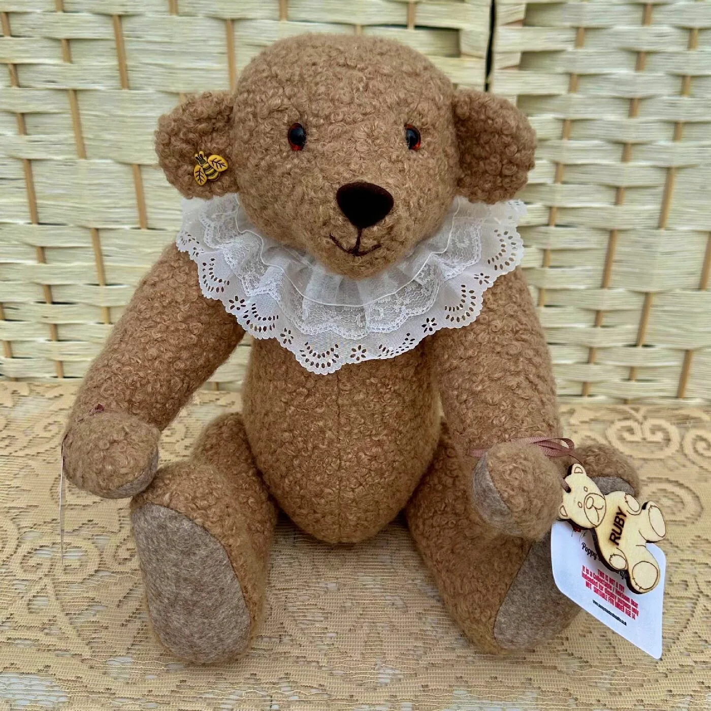 Artist Bear: Ruby, one-of-a-kind Teddy Bear 40cm