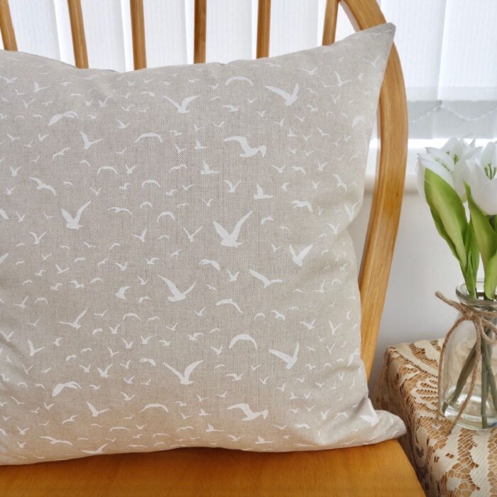 Seagull: Scatter Cushion 43cm, with pad - Image 3