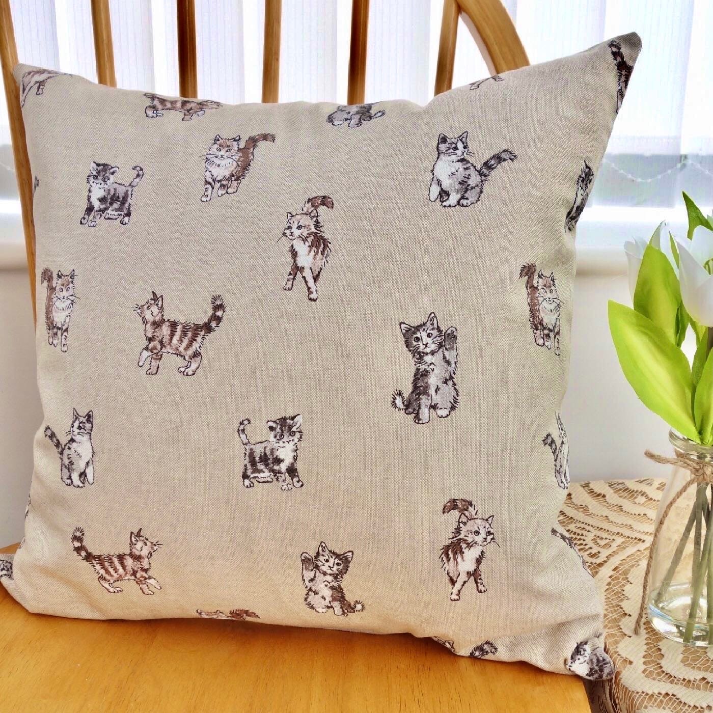 Scatter Cushion / Throw Pillow 43cm: Kittens