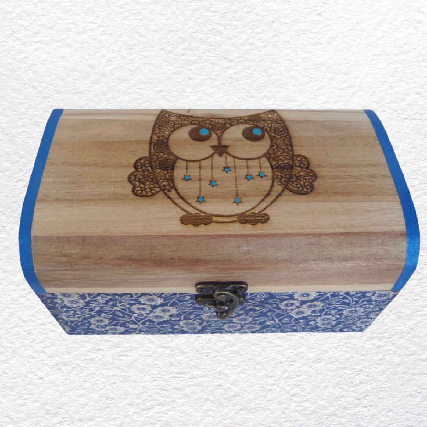 Decorated Wooden Keepsake, Trinket, Jewellery Box 20cm: Owl