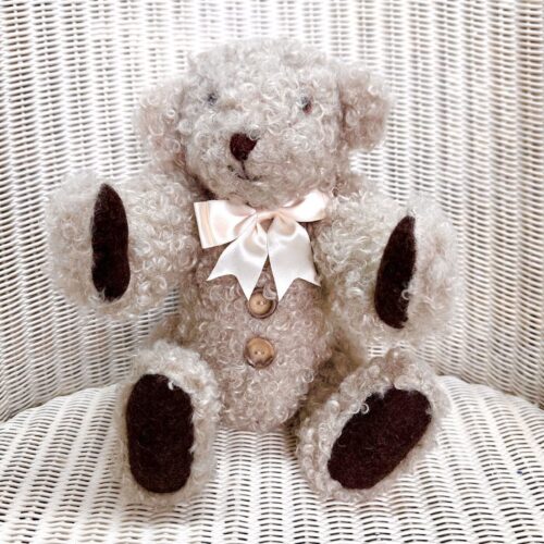 Oscar: Artist Bear / Collectable Teddy Bear 30cm
