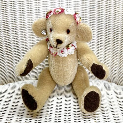 Wanda: Mohair Artist Bear, Collectable Teddy Bear 25cm