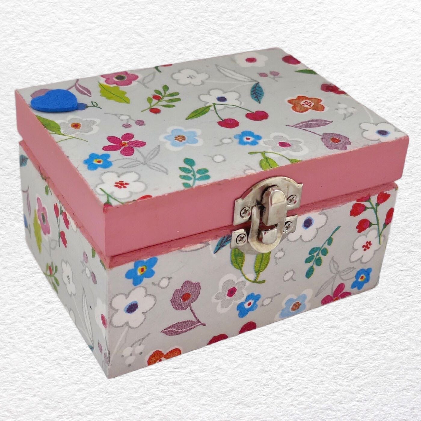 Decorated Wooden Keepsake, Trinket, Jewellery Box 12cm: Small Flowers