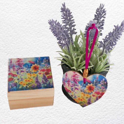 Decorated Wooden Ring, Trinket, Jewellery Box 7cm: Floral