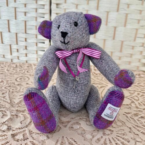 Harris Tweed Artist Bear Angus 33cm